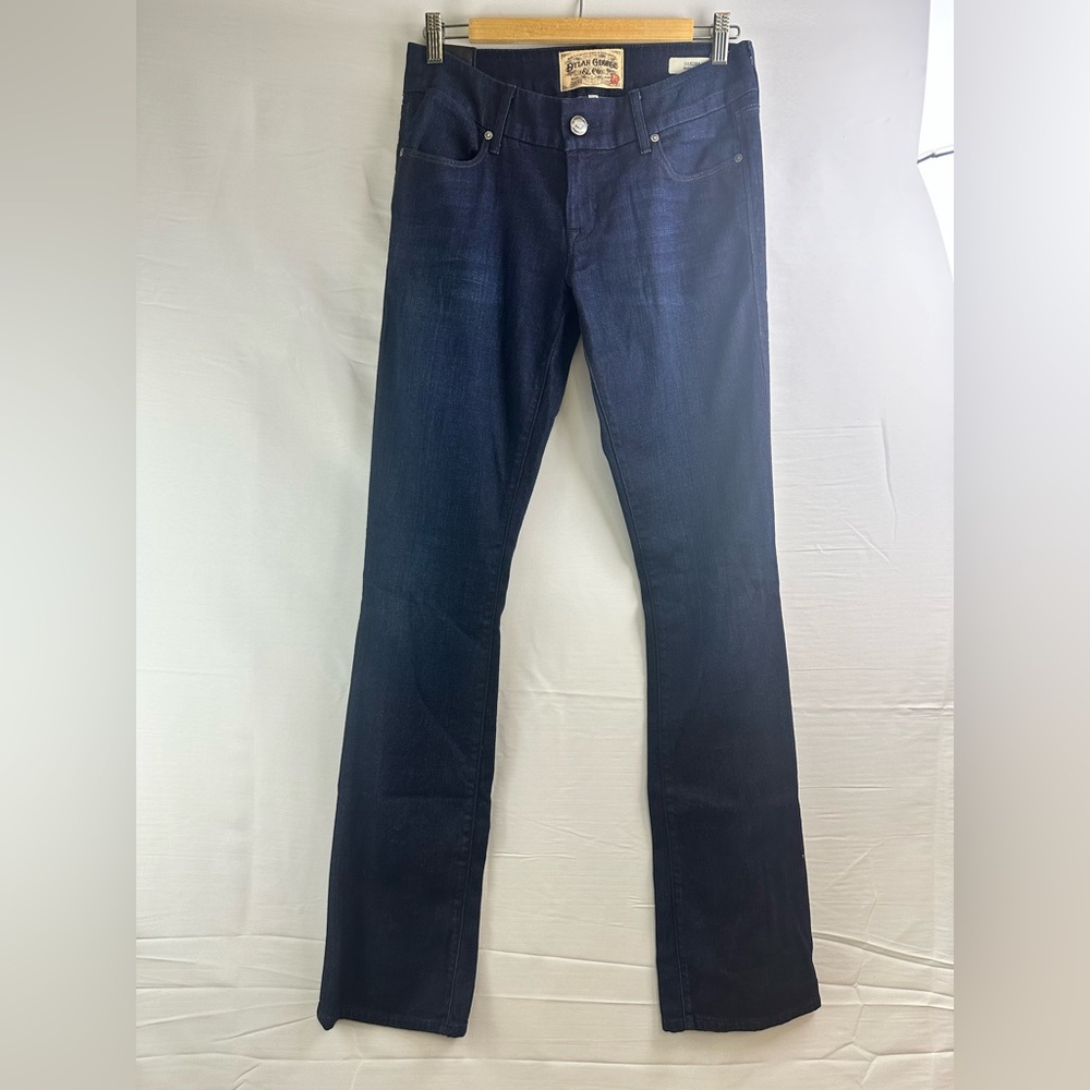 👖 Luxurious Dark Wash Soft Denim - Low Rise with Slight Boot Cut 👖Introducing